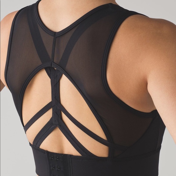 lululemon athletica Other - Lululemon Rising salutation sports bra